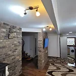 Casuta Din Povesti *